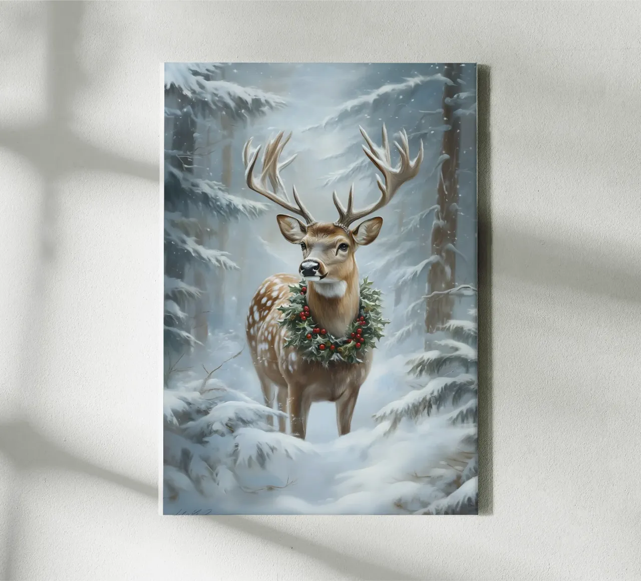 Feestelijke hert met hulstkrans - Besneeuwde Boskunst canvas met Baklijst van ClubArt