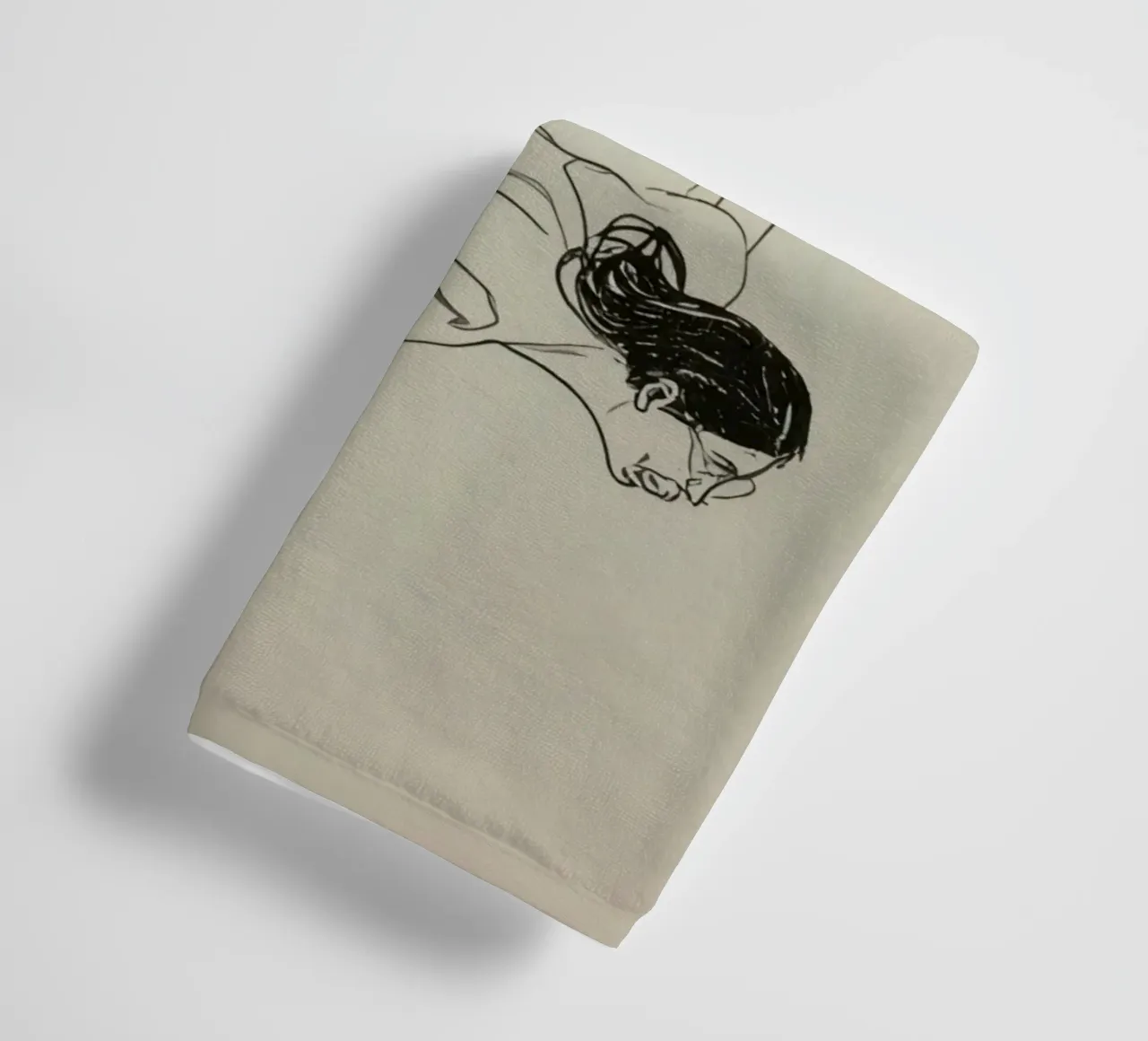 Subacqueo che esegue un'aggraziata discesa subacquea in un ambiente tranquillo asciugamano da bagno da DesignDoodle