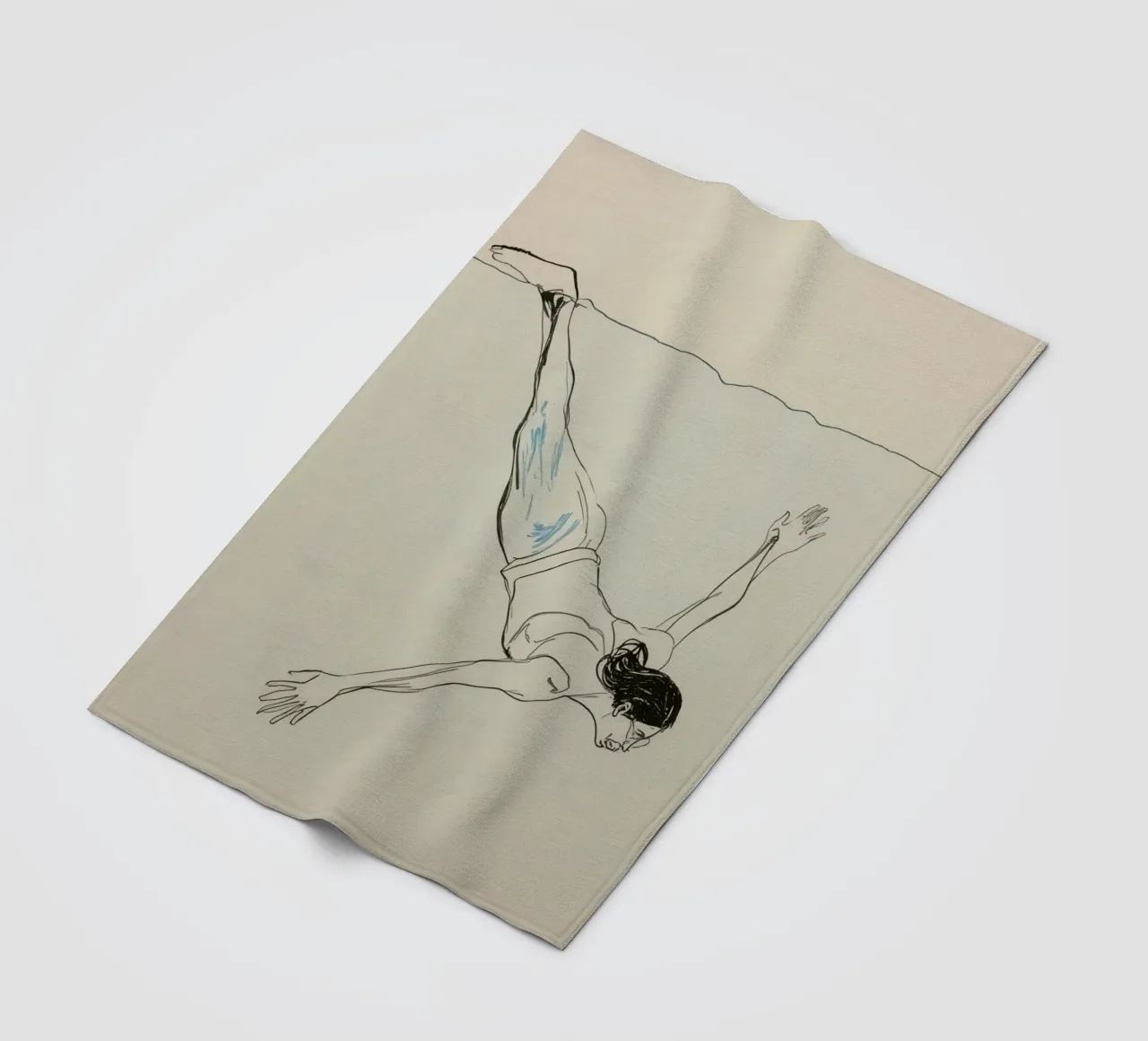 Subacqueo che esegue un'aggraziata discesa subacquea in un ambiente tranquillo coperta in pile da DesignDoodle