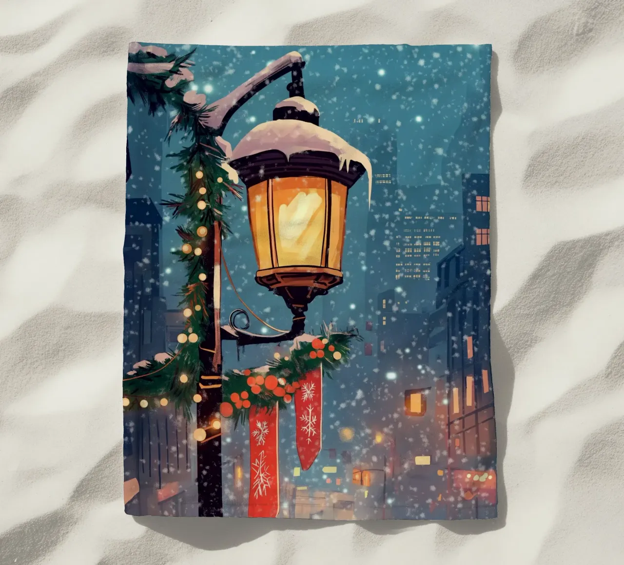 Accogliente lampione invernale - Luci della città innevate telo mare da ClubArt