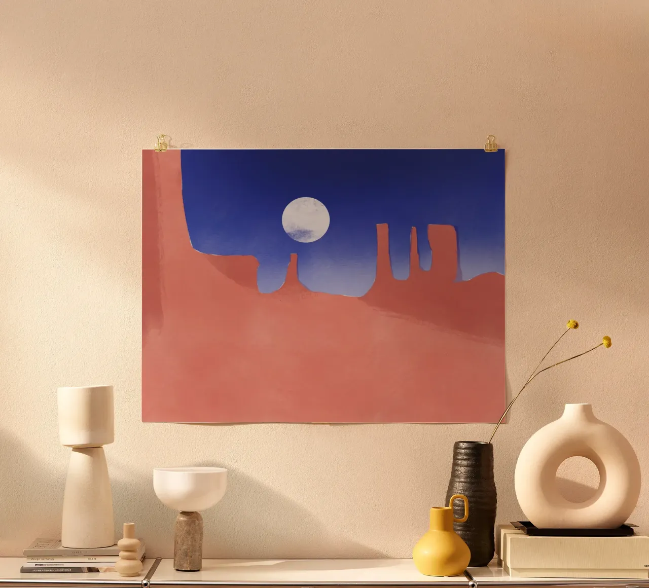 Monumento rosso poster con telaio in alluminio da Little Dean