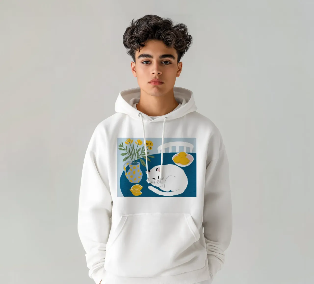 Gatto su tavolo bianco felpa con cappuccio da Hollow Years