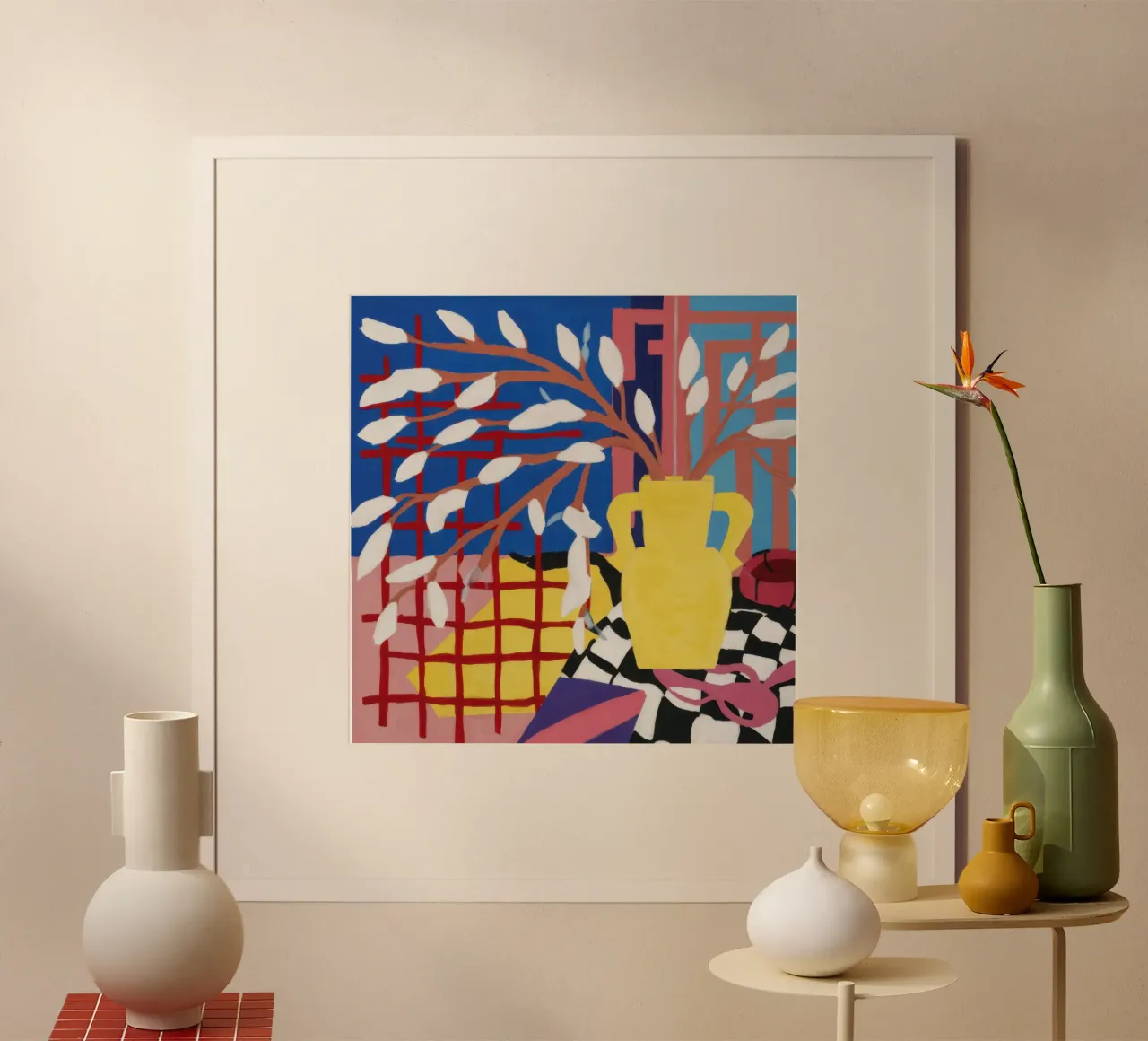 Vaso giallo gestuale poster con telaio in alluminio da Arcane Lines