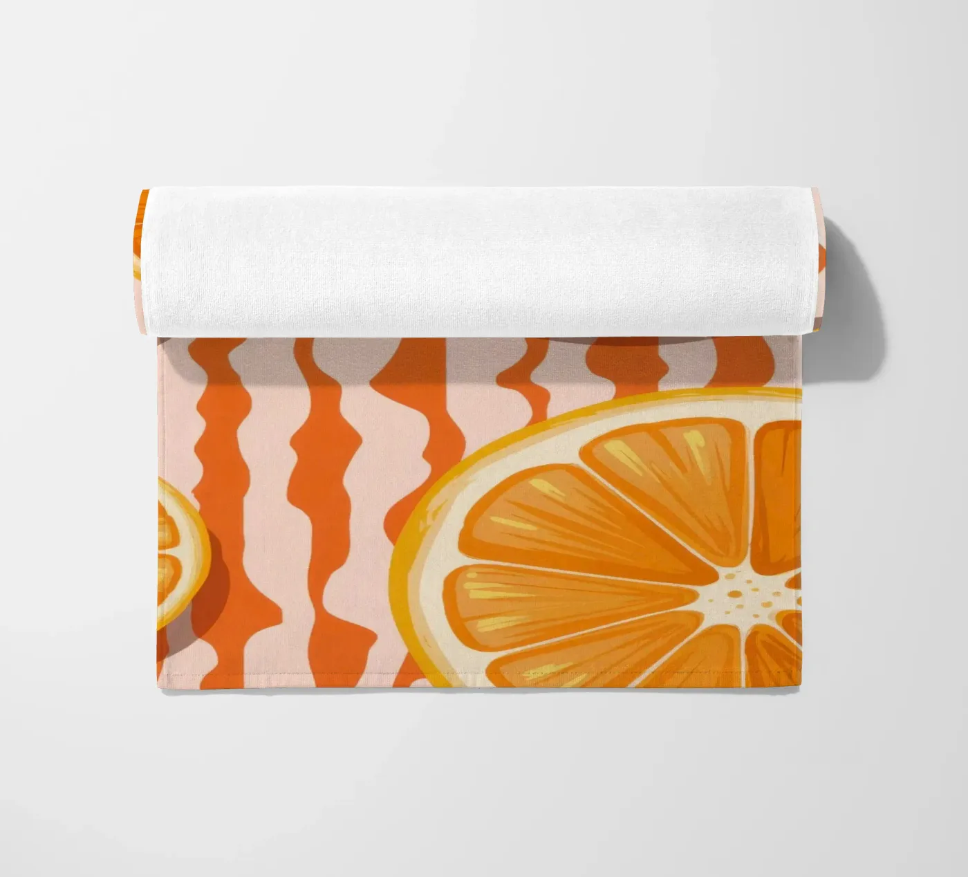 Sinaasappelschijfjespatroon strandhanddoek van Lune Dreams