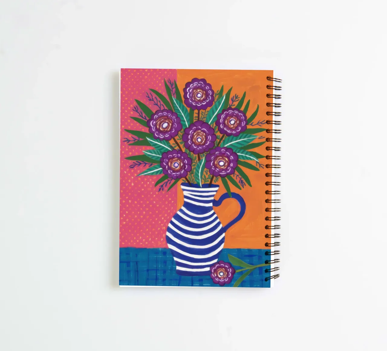 Gestreifte Vase Lila Blumenstrauß Ringbuch von Lune Dreams