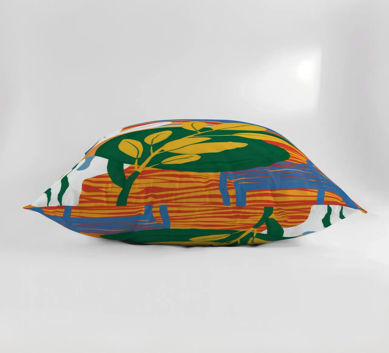 Tableau di foglie d'oro cuscino da Arcane Lines