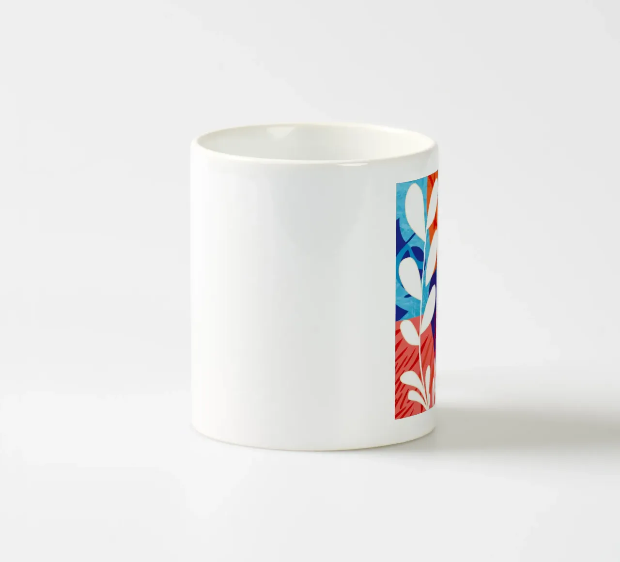 Medley di foglie astratte tazza in ceramica da Lune Dreams