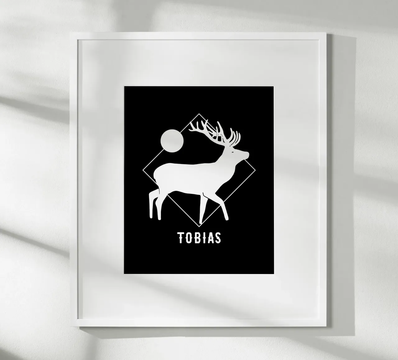 Hirsch geometrisch mit Wunschname poster con telaio in legno da BAINAI
