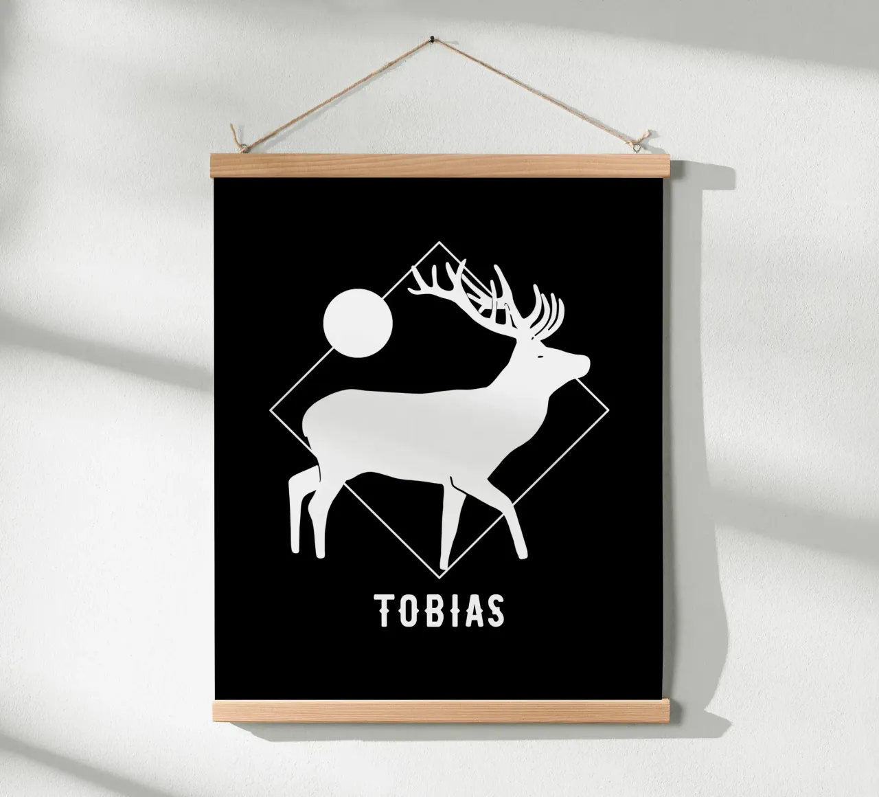 Hirsch geometrisch mit Wunschname poster con telaio in legno da BAINAI