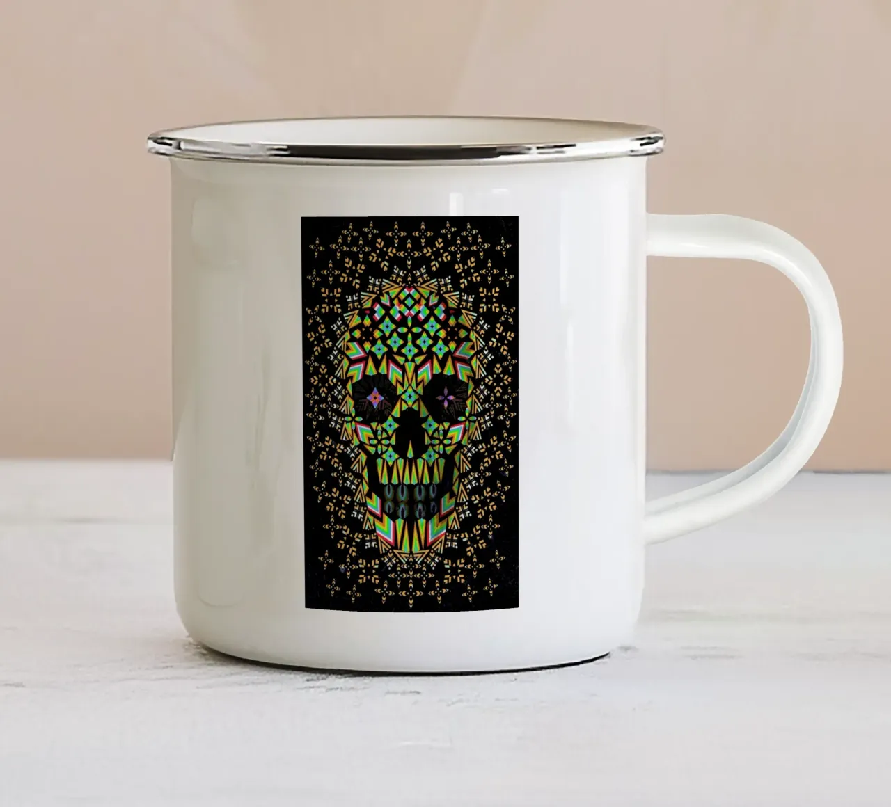 Skull 6 tazza in smalto da Ali Gulec