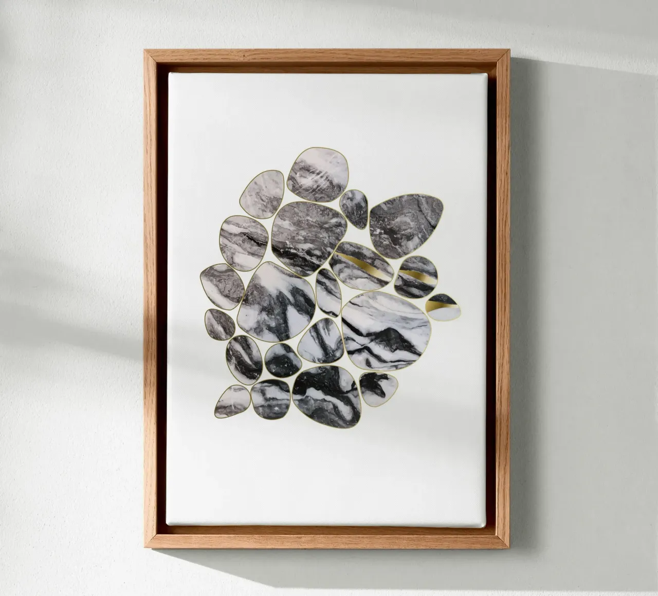 Pebble Graphics - Black-Gold Marble tela con Cornice a cassetta da DesignDoula Grafik
