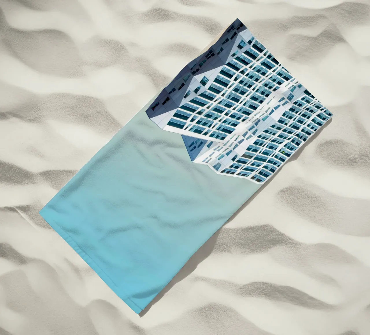 edificio geometrico di grande altezza telo mare da pastel color shape