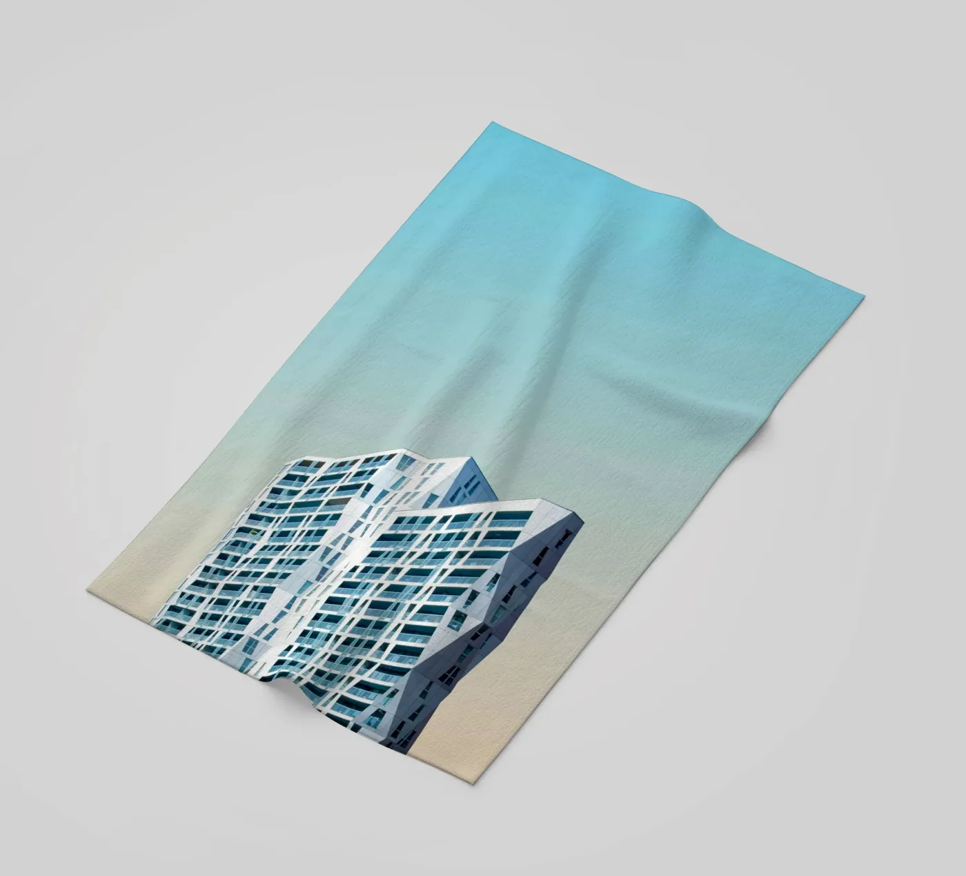 edificio geometrico di grande altezza telo mare da pastel color shape