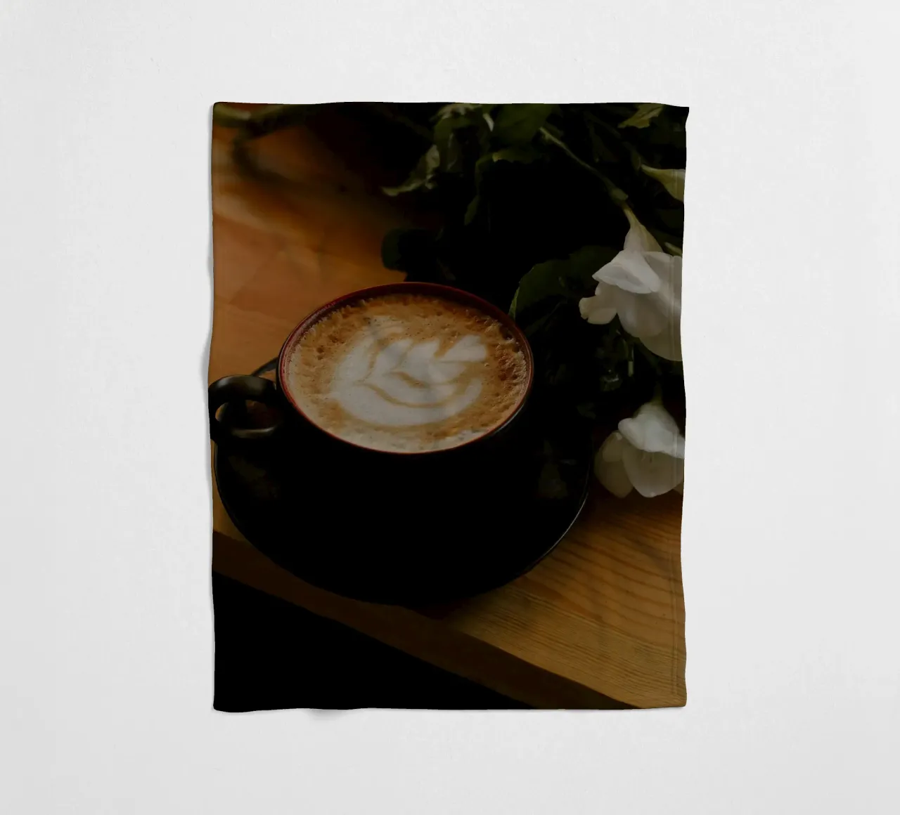 beverage white flowers Fleecedecke von cofa home