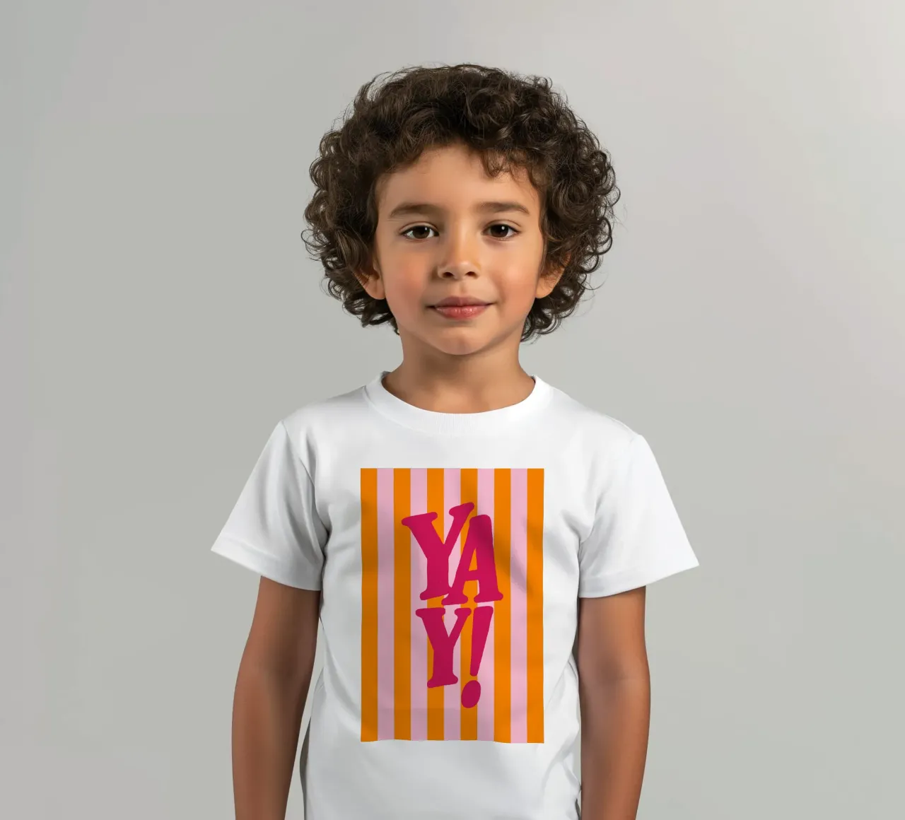 Striped with Excitement t-shirt bambini da QuooodZ by MooodzArt
