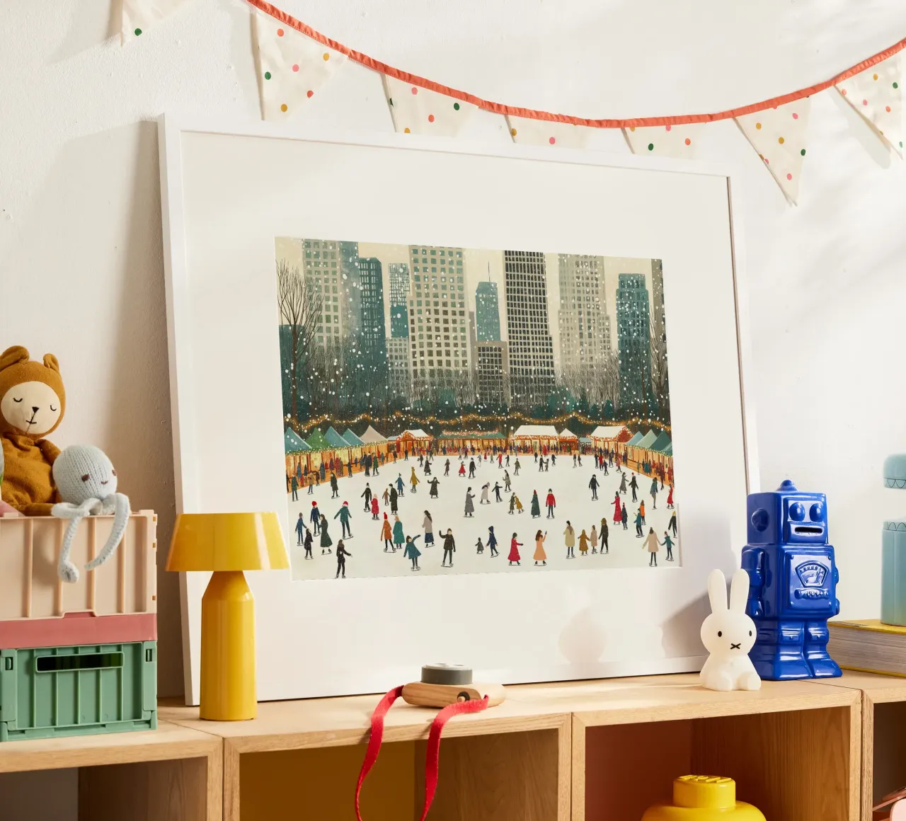 Pista di pattinaggio su ghiaccio NYC - Scena di un villaggio invernale innevato poster con telaio in alluminio da ClubArt