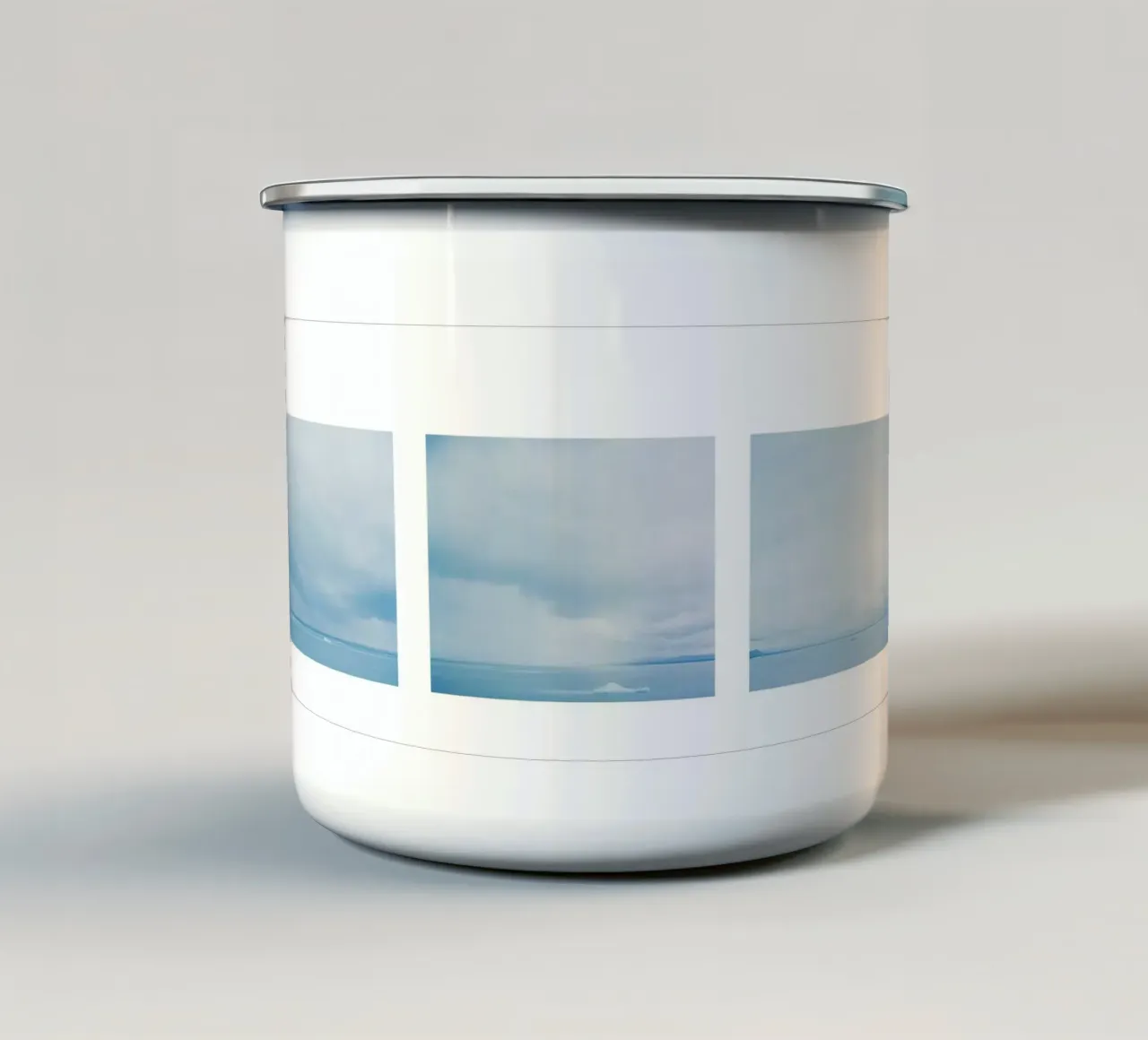 Il ghiacciaio alla fine del mondo tazza in smalto da KISSA STUDIO