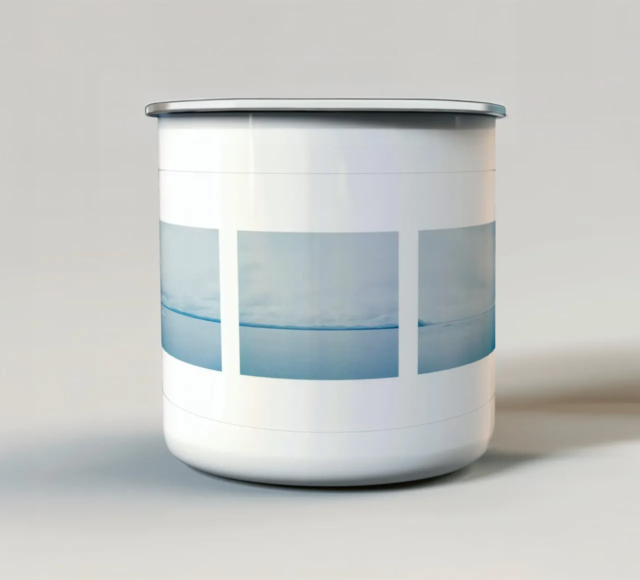 Il ghiacciaio alla fine del mondo tazza in smalto da KISSA STUDIO