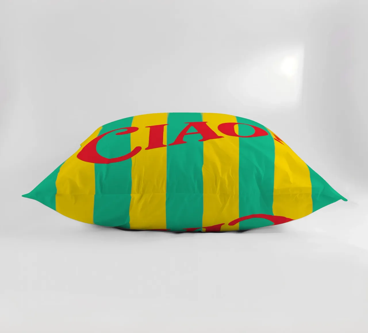 Italian Vibes Only cuscino da QuooodZ by MooodzArt