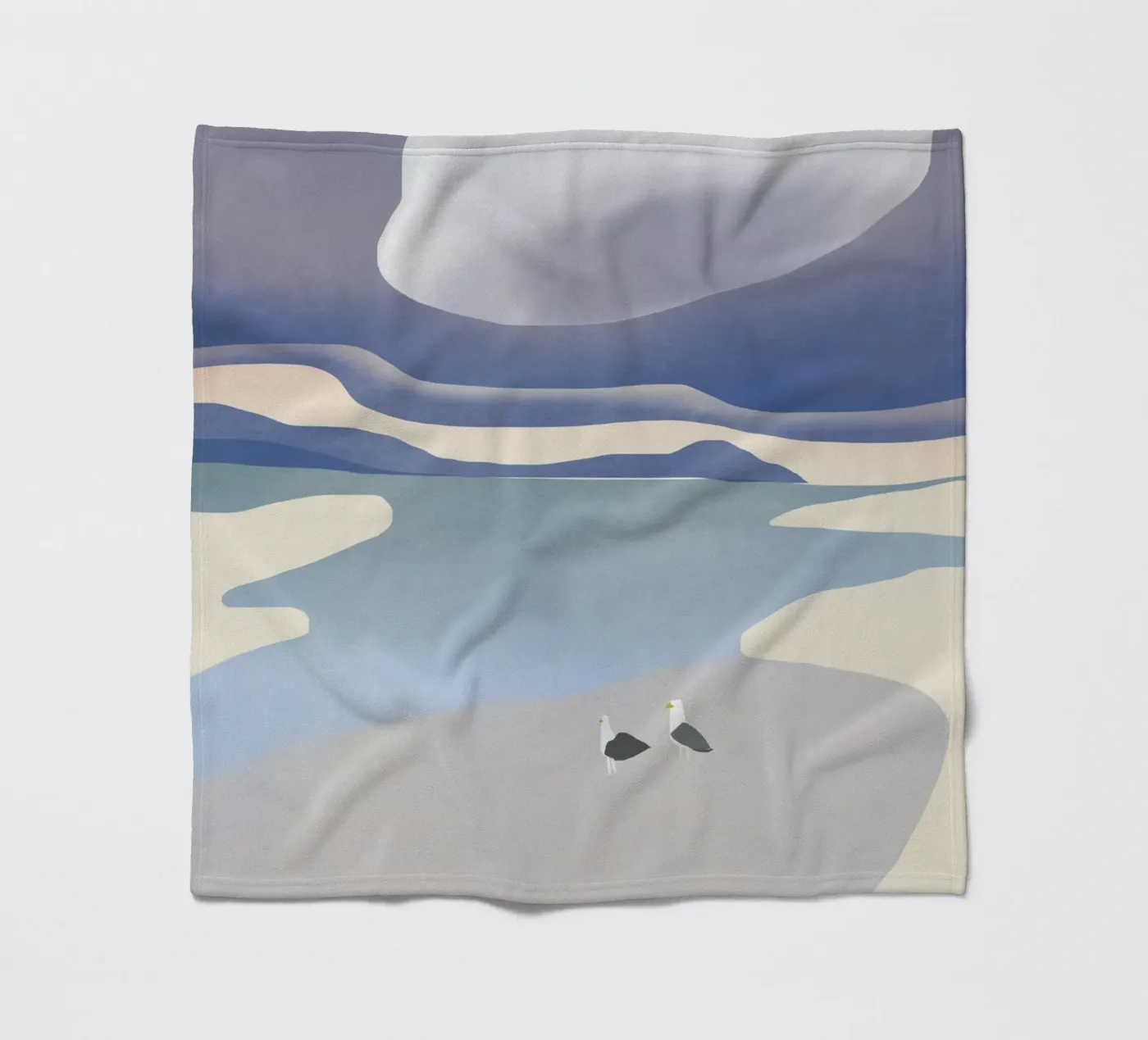 Seagull beach Fleecedecke von Little Dean