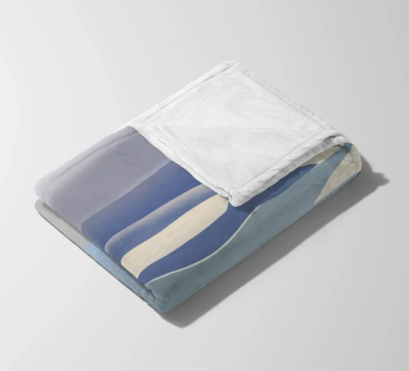 Seagull beach Fleecedecke von Little Dean