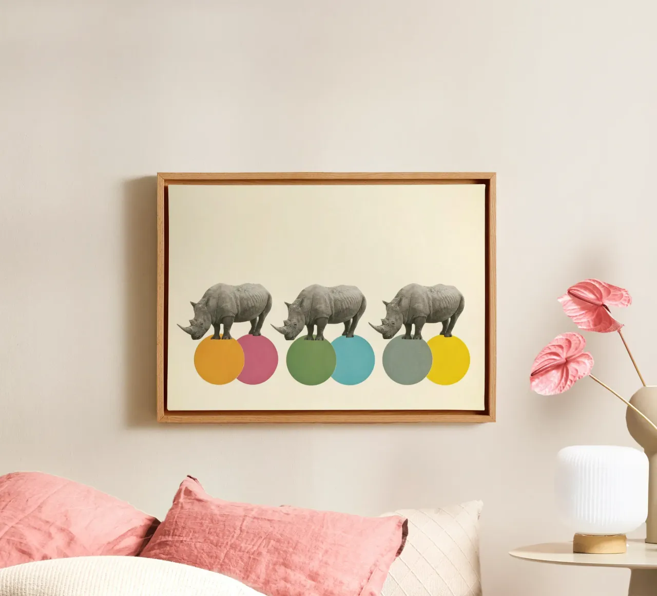Wandelende neushoorns canvas met Baklijst van Cassia Beck Collage