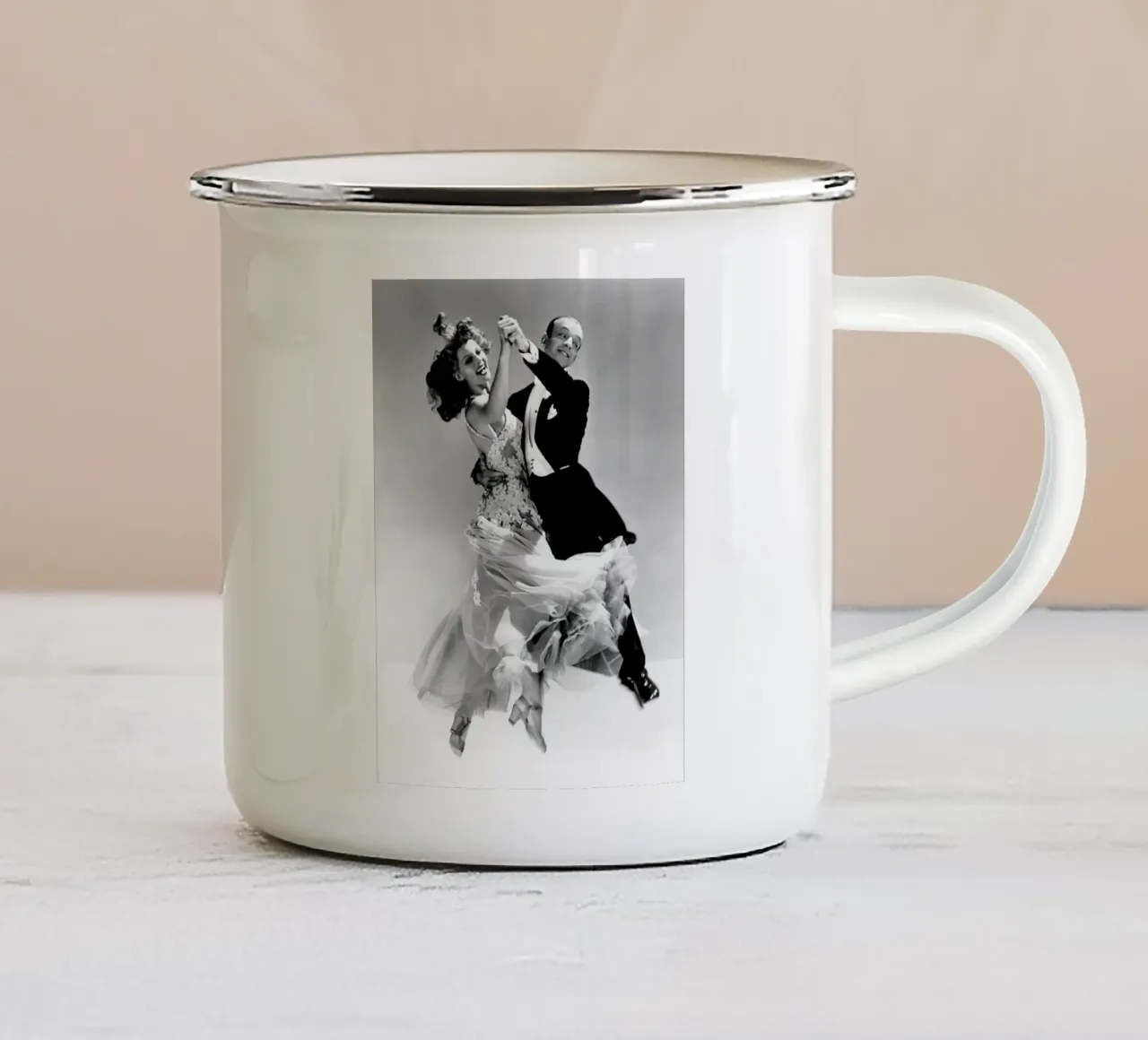 Rita Hayworth e Fred Astaire tazza in smalto da Steve shop