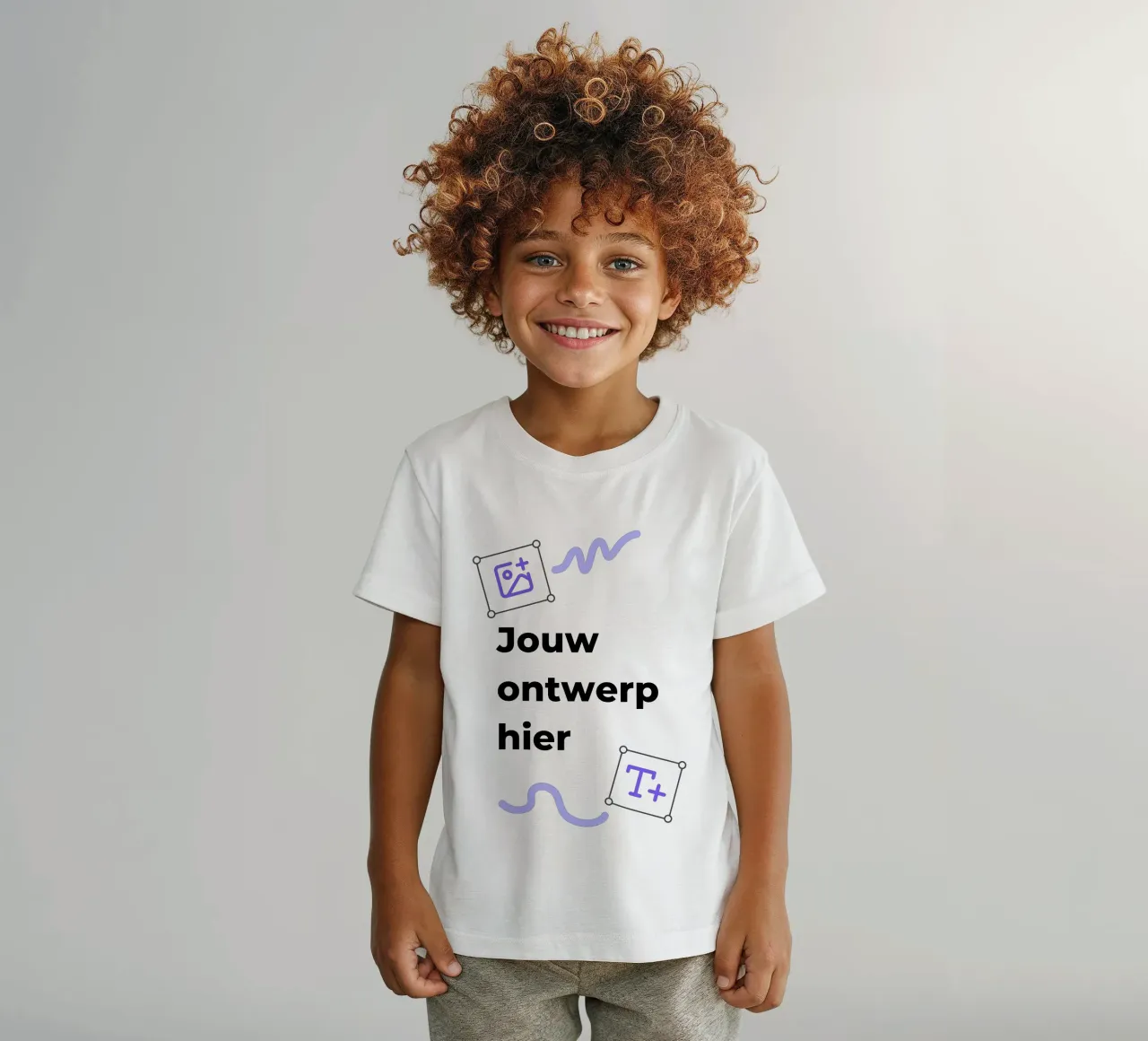 Jouw ontwerp hier kids t-shirt by JUNIQE