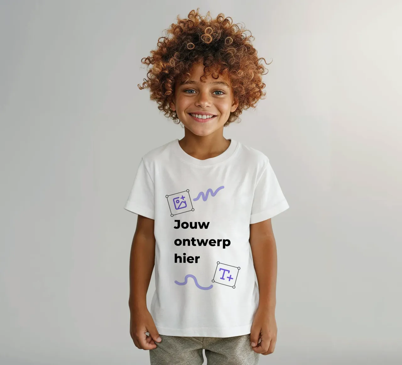 Jouw ontwerp hier kids t-shirt by JUNIQE