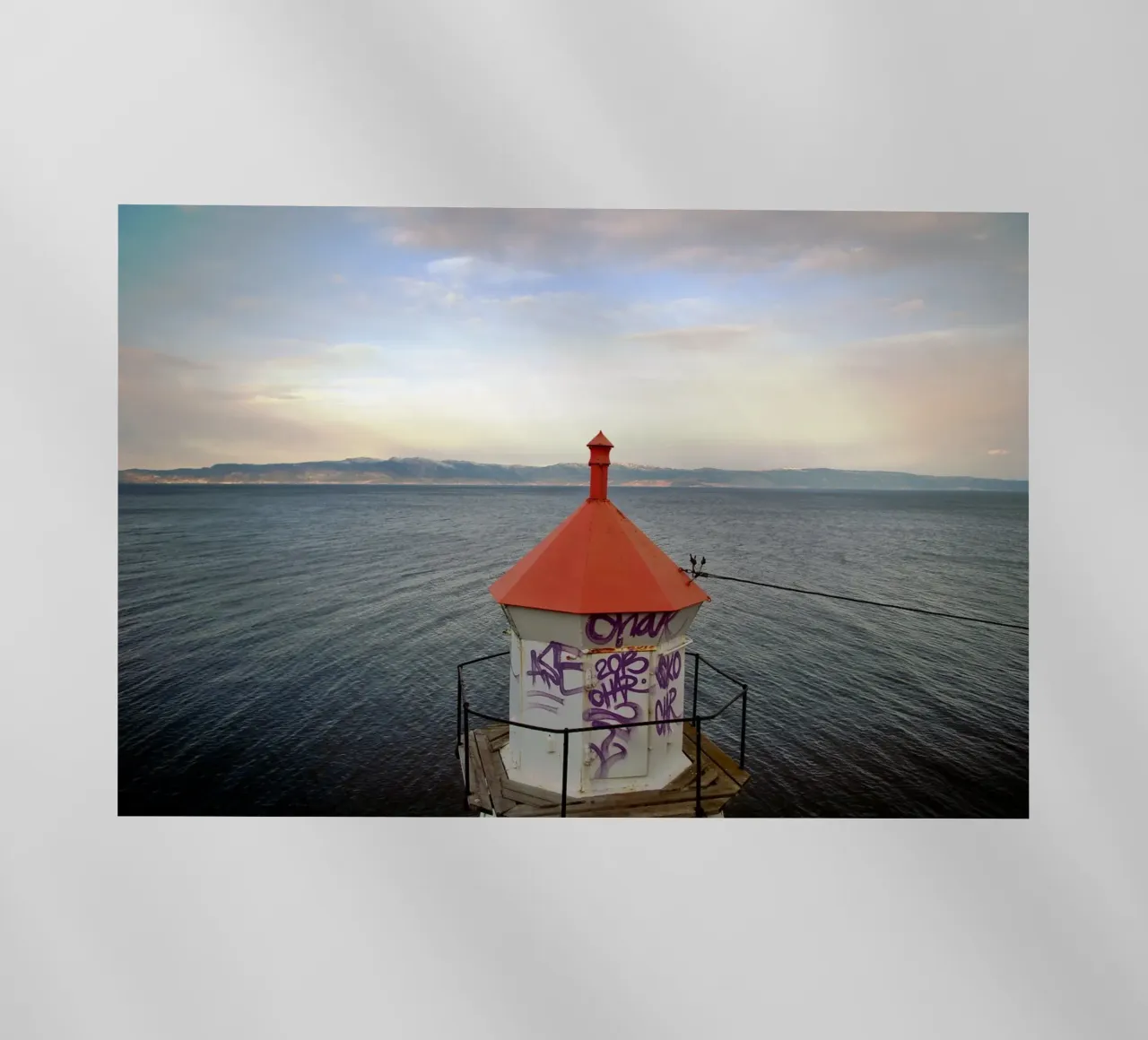 The Tagged Beacon pellicola backlit da zenitt