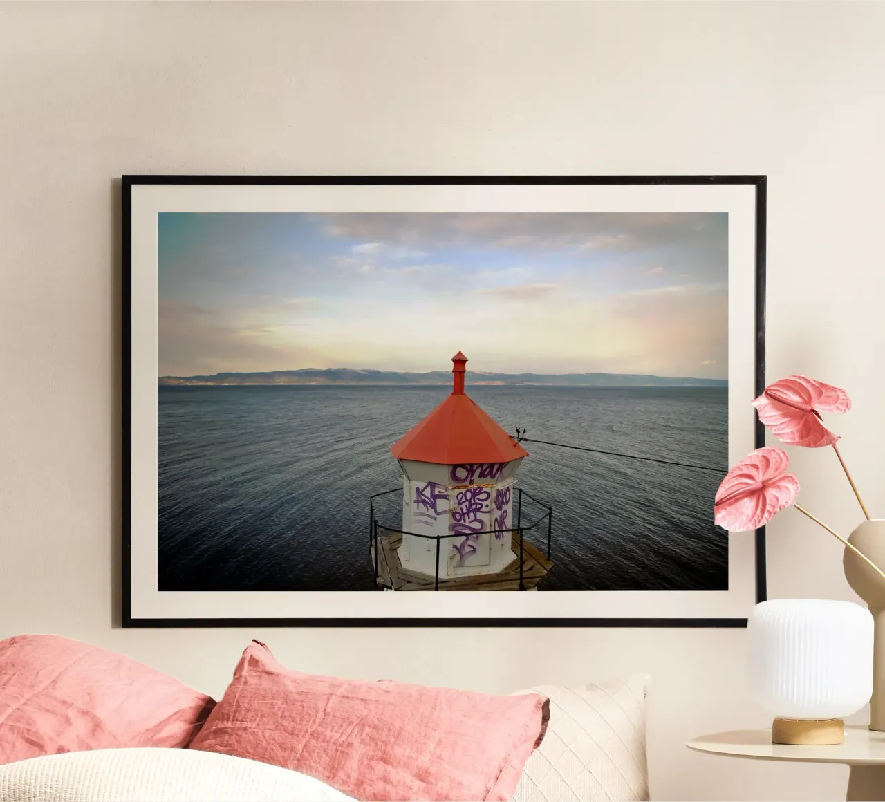 The Tagged Beacon poster con telaio in legno da zenitt