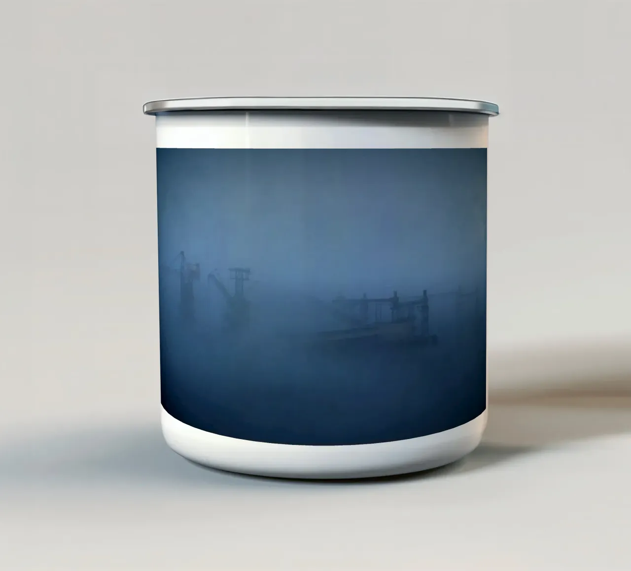 Leviathans in the Mist tazza in smalto da zenitt