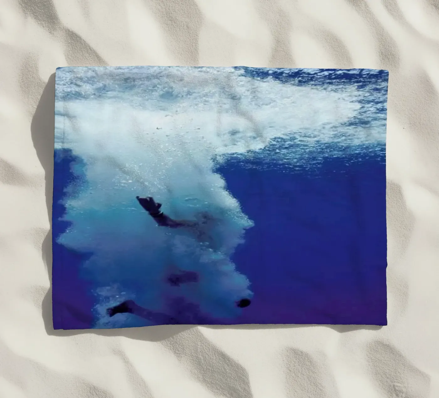 Untitled_3 telo mare da James Cooper