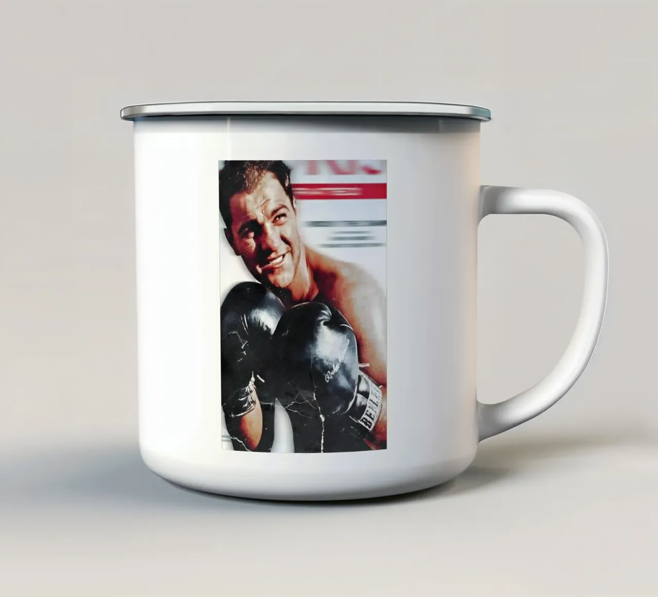 Rocky Marciano tazza in smalto da Low poly art