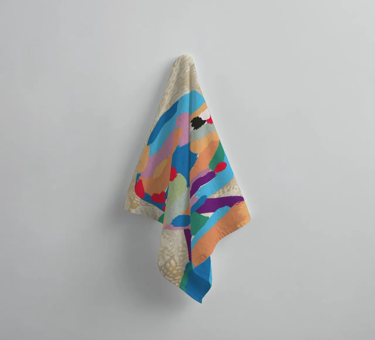 Ritratto a macchie di colore 02 asciugamano da bagno da Little Dean