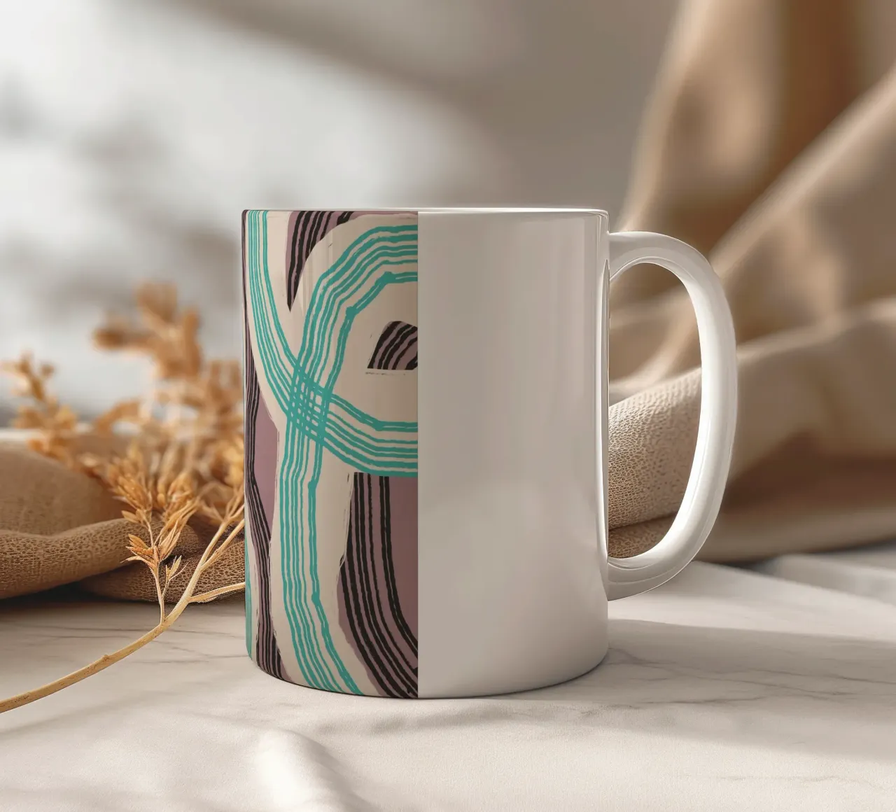Astrazione delle linee 16 tazza in ceramica da Little Dean