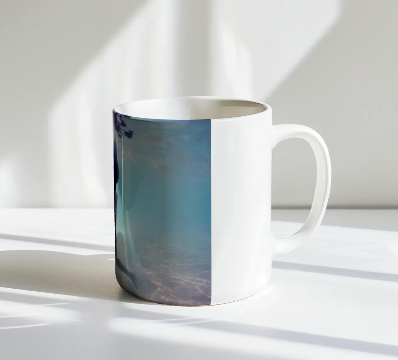 Untitled_5 tazza in ceramica da James Cooper