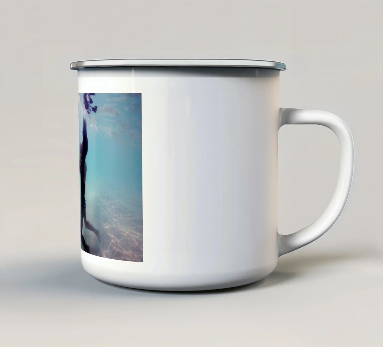 Untitled_5 tazza in smalto da James Cooper