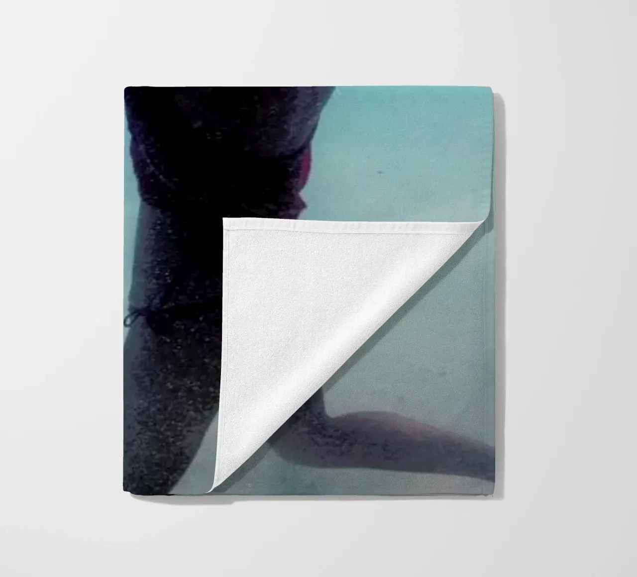 Untitled_5 telo mare da James Cooper