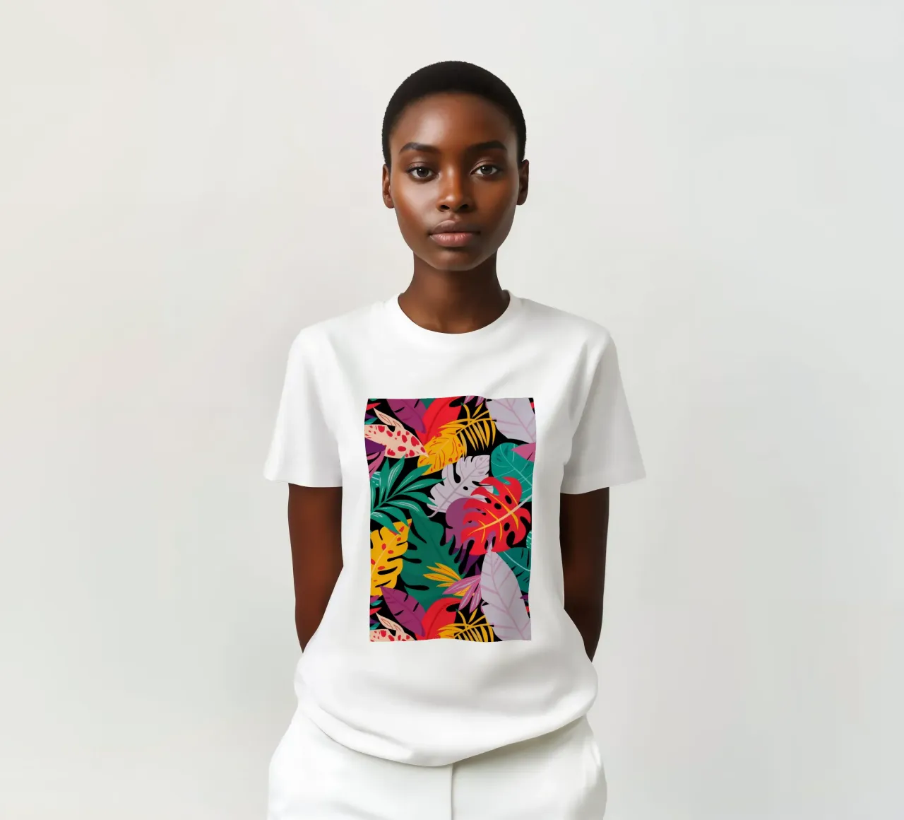 Rivolta cromatica tropicale t-shirt da Arcane Lines