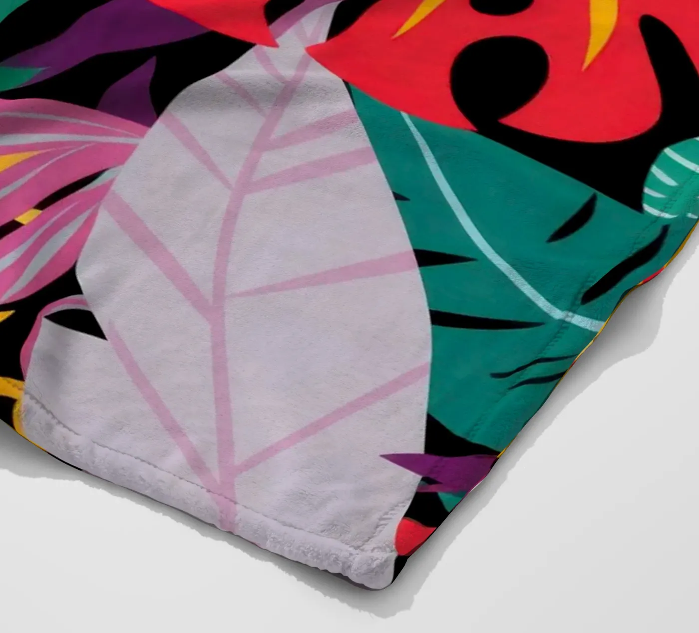 Rivolta cromatica tropicale coperta in pile da Arcane Lines