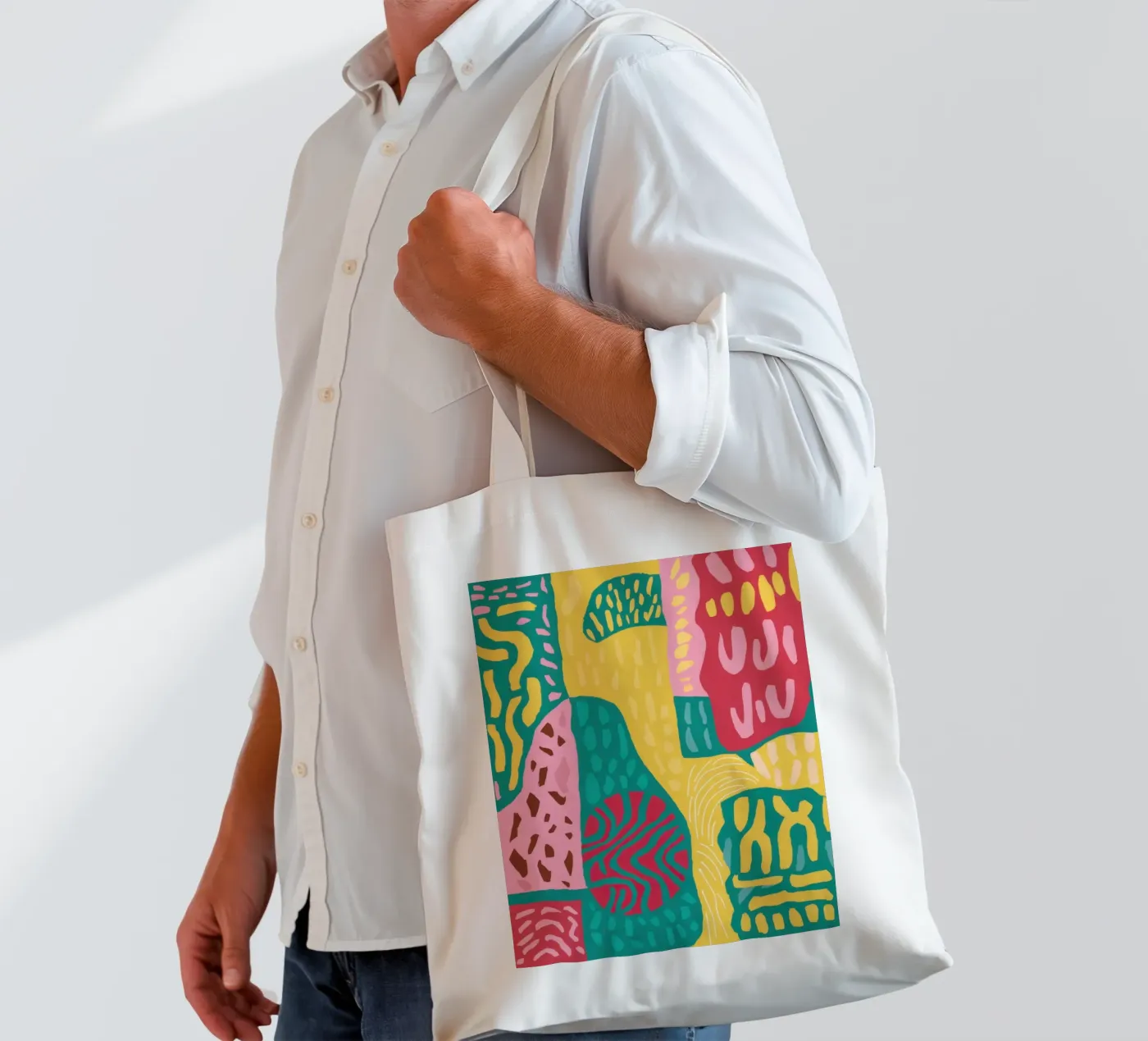 Patchwork de motifs vibrants tote bag de Sentinel Glow