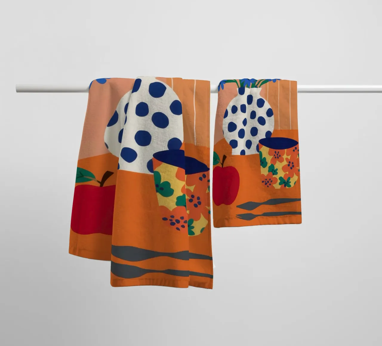 Pois, pois e fiori asciugamano da bagno da Mossy Pigment