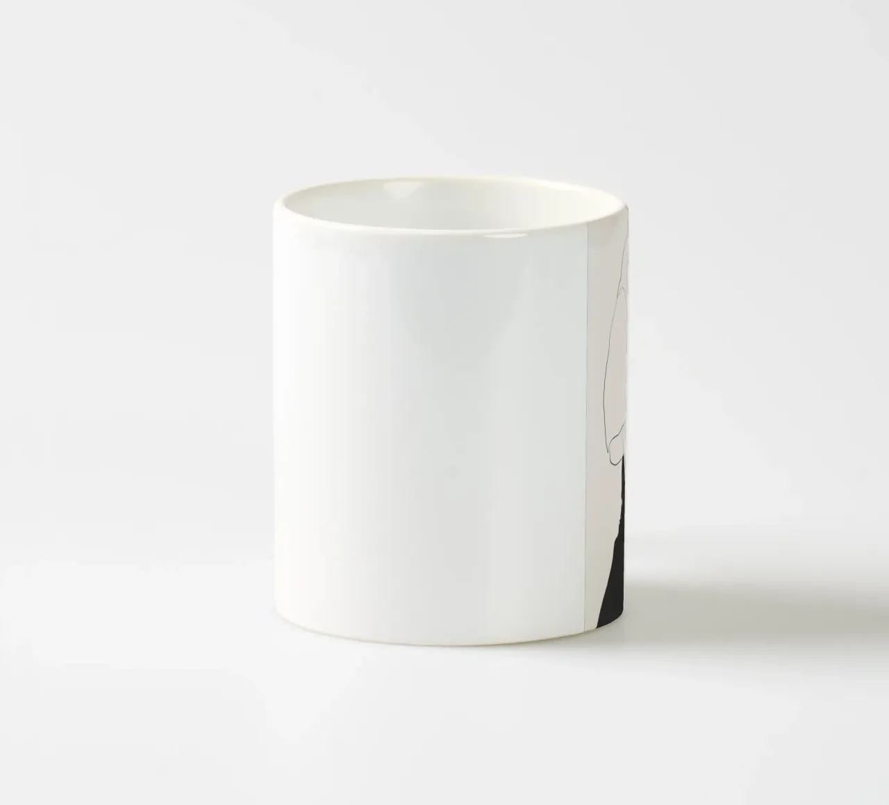 Linee classiche tazza in ceramica da LeaDArt
