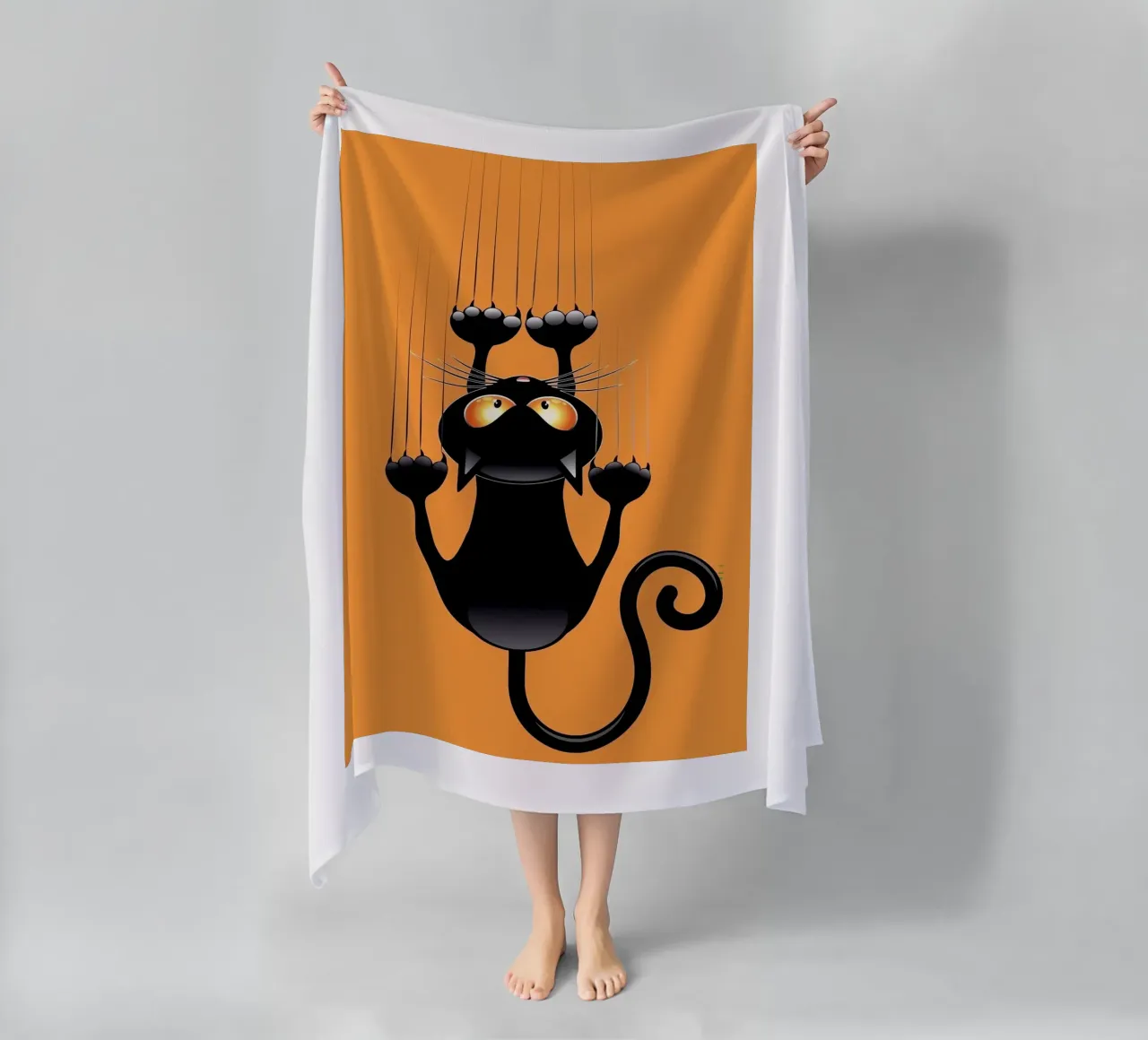 Gatto nero telo mare da Manuela