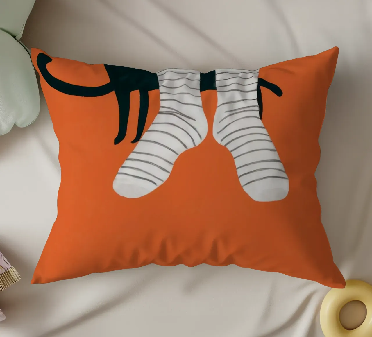 Buffonate di calzini felini cuscino da Lune Dreams