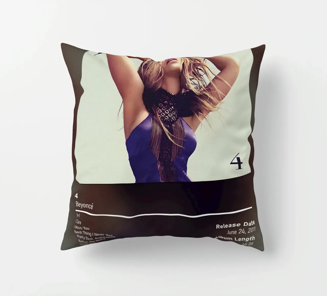 4 (2011) by Beyoncé cuscino da DGUnder