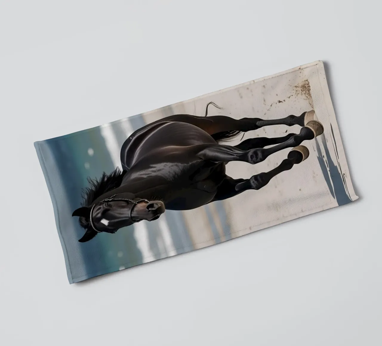 Pferd am Strand asciugamano da bagno da Poster Dreams