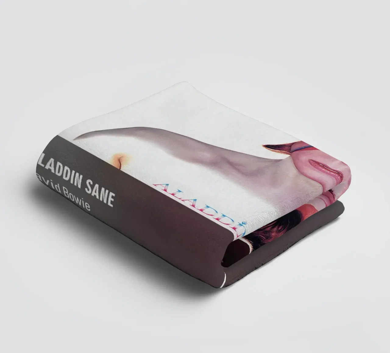 Aladdin Sane By David Bowie asciugamano da bagno da DGUnder
