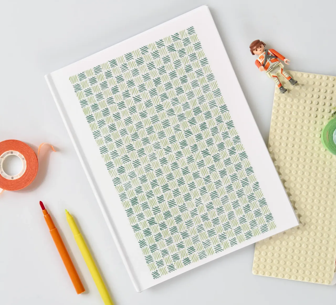 Grünes Muster notebook by Marosie